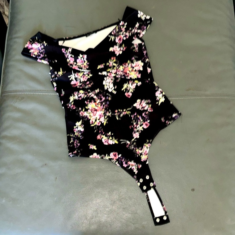 Black floral jumper